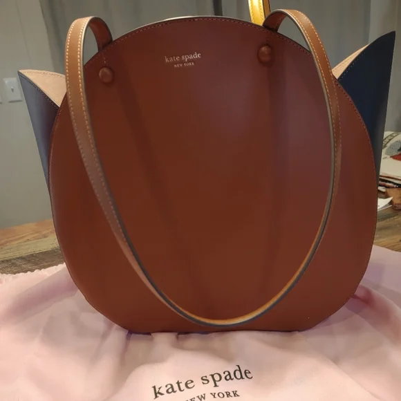 Kate Spade New York Tote multi color